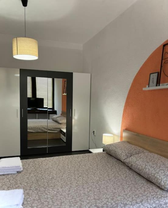 Deluxe Plovdiv Apartment Exterior photo
